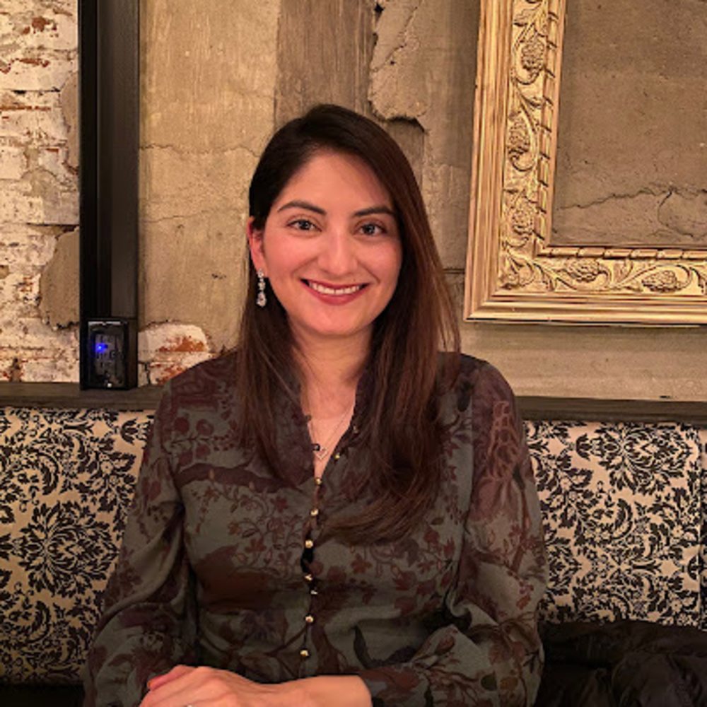 Meet your Posher, Jacqueline
